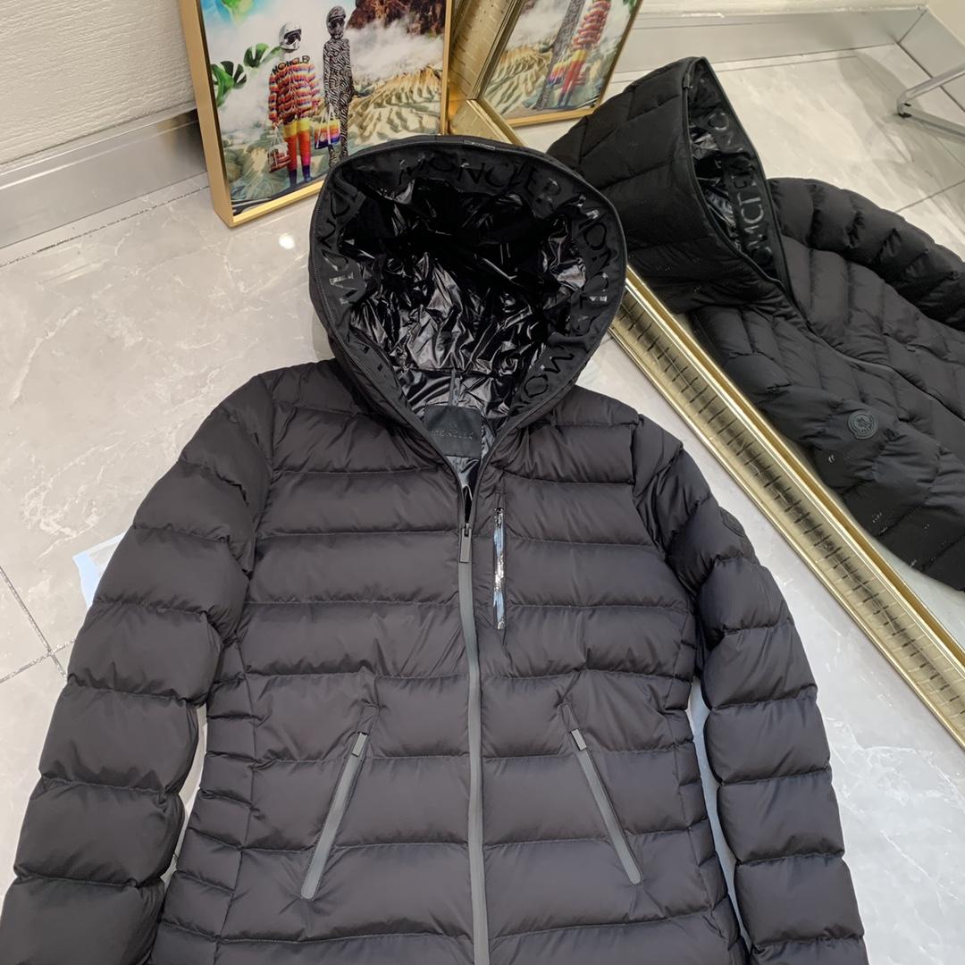 Moncler Herbe kurze Daunenjacke - EUR FASHION