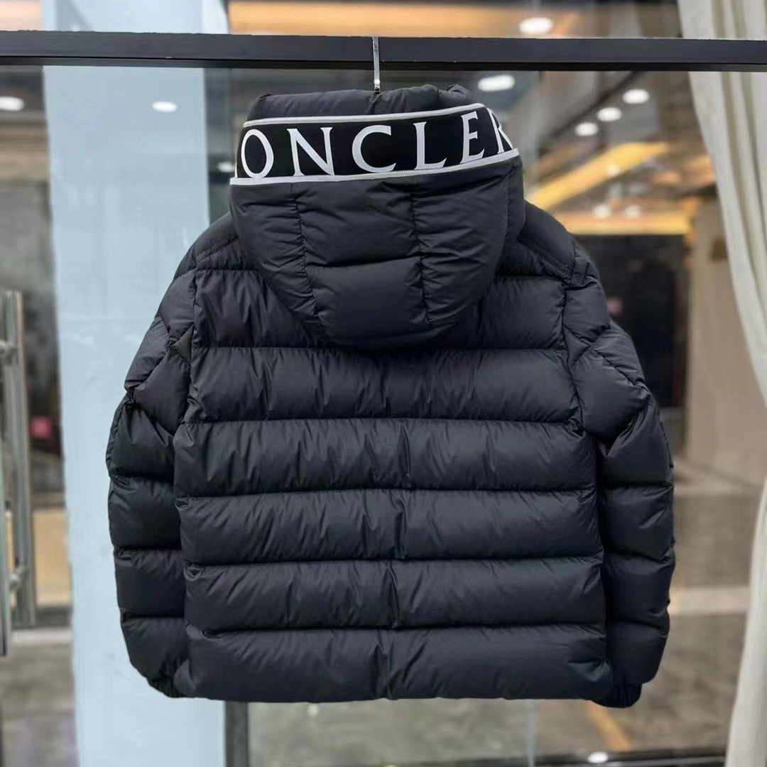 Moncler Cardere kurze Daunenjacke - EUR FASHION