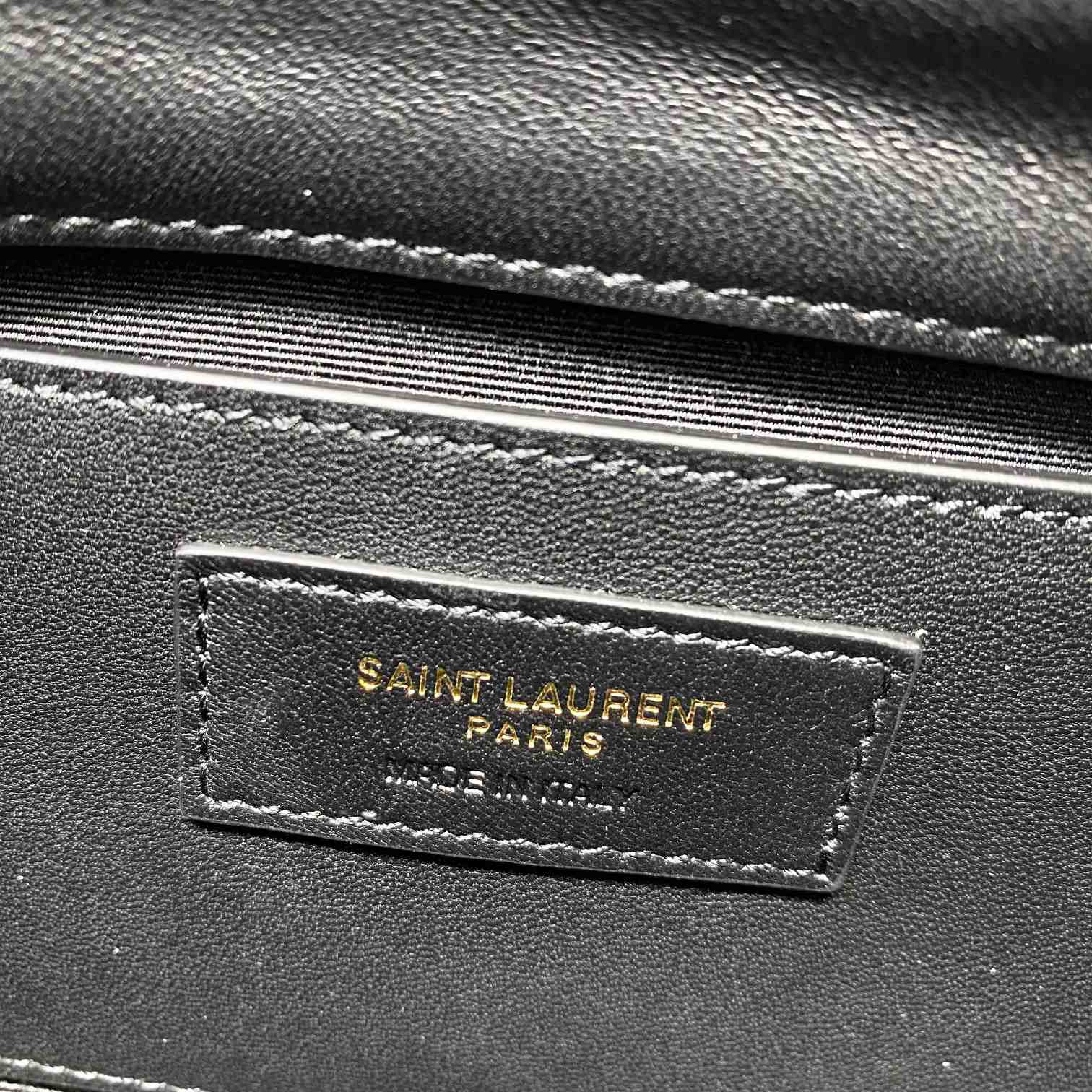 Saint Laurent Mini Nolita aus Lammleder (18-13-6 cm) - EUR FASHION