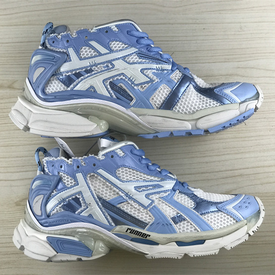 Balenciaga Runner Sneaker - EUR FASHION