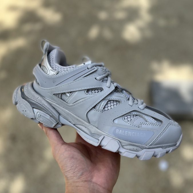 Balenciaga Track Sneaker, recycelte Sohle - EUR FASHION