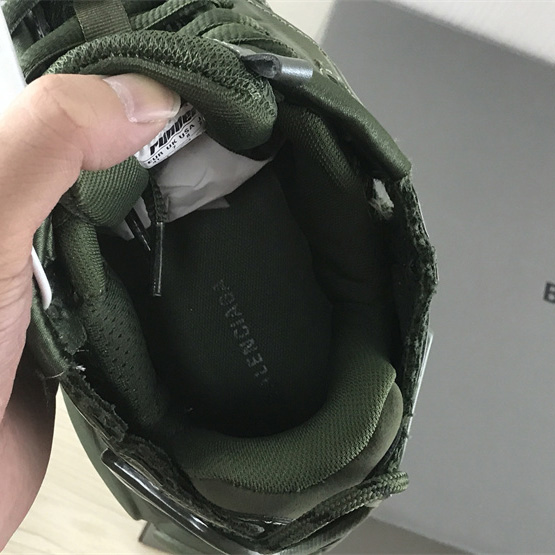 Balenciaga Runner Sneaker aus dunkelgrünem Mesh und Nylon - EUR FASHION
