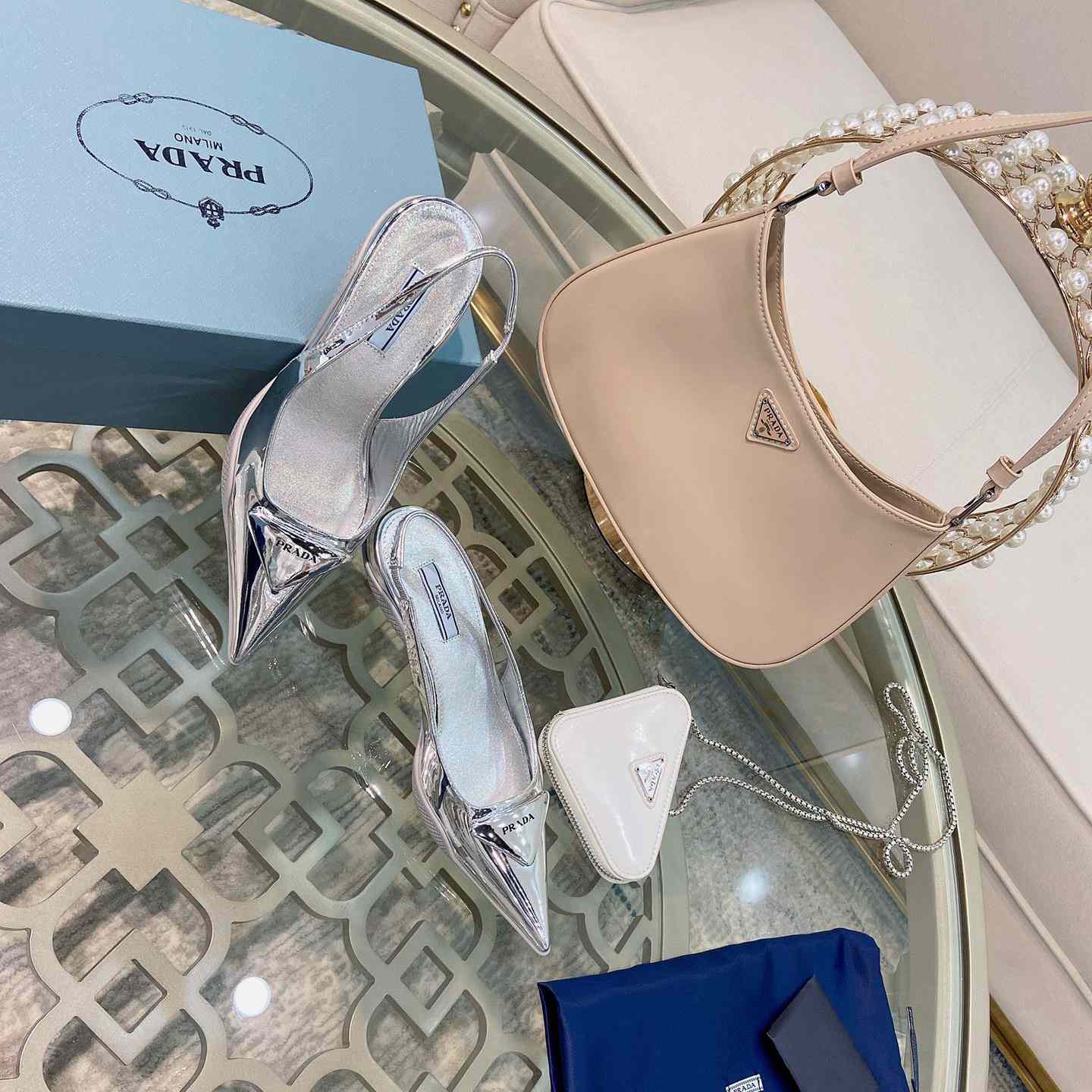 Prada Slingback-Pumps aus gebürstetem Leder - EUR FASHION