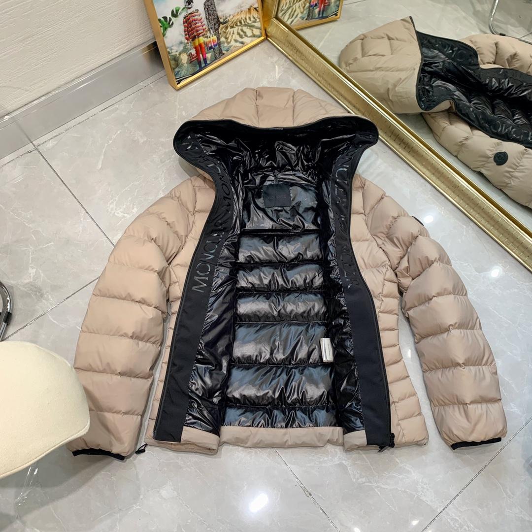 Moncler Herbe kurze Daunenjacke - EUR FASHION