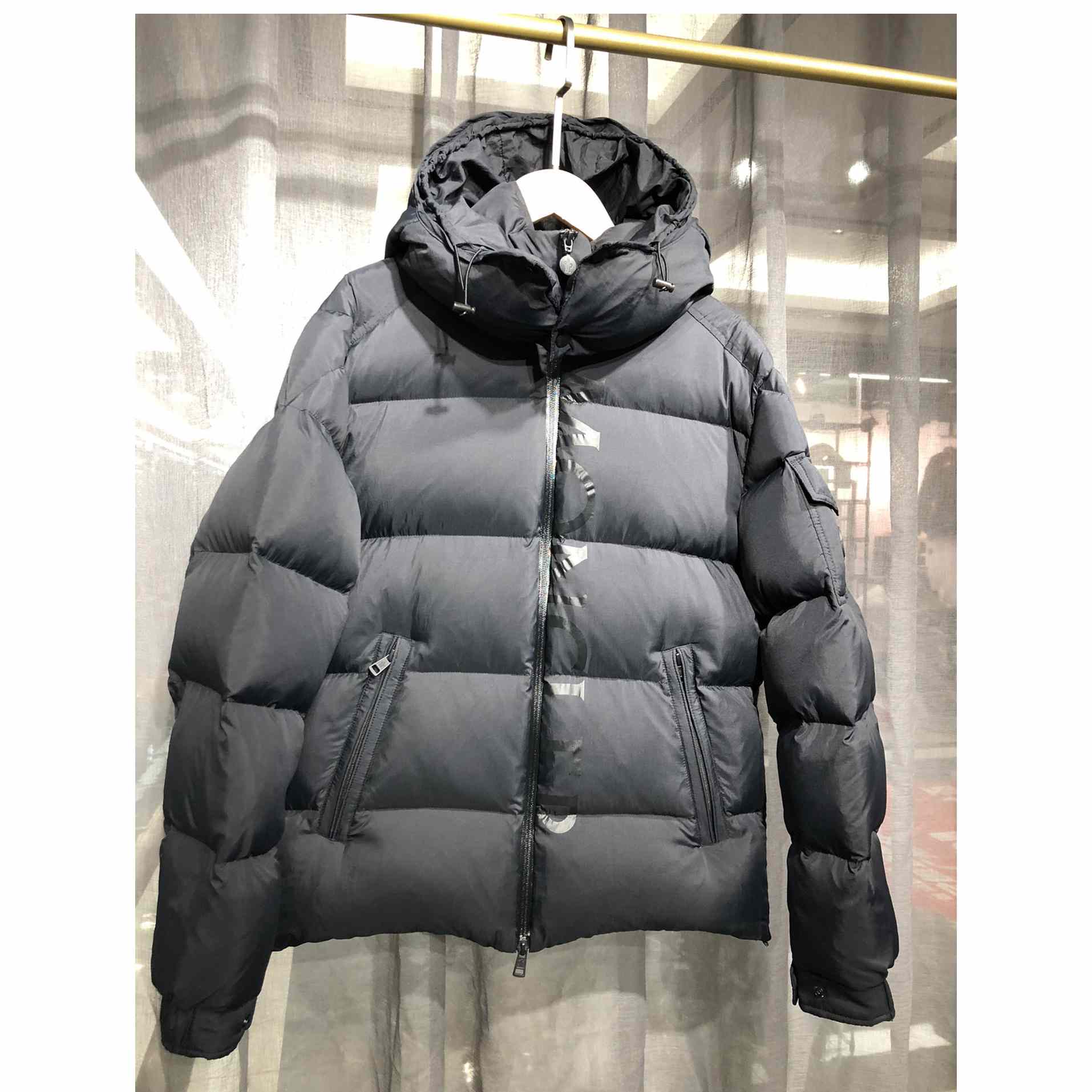 Moncler Dieng kurze Daunenjacke - EUR FASHION