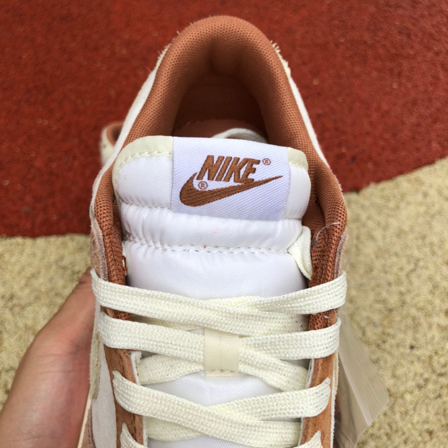 Nike Dunk Low PRM „Medium Curry“ Sneaker DD1390-100 - EUR FASHION