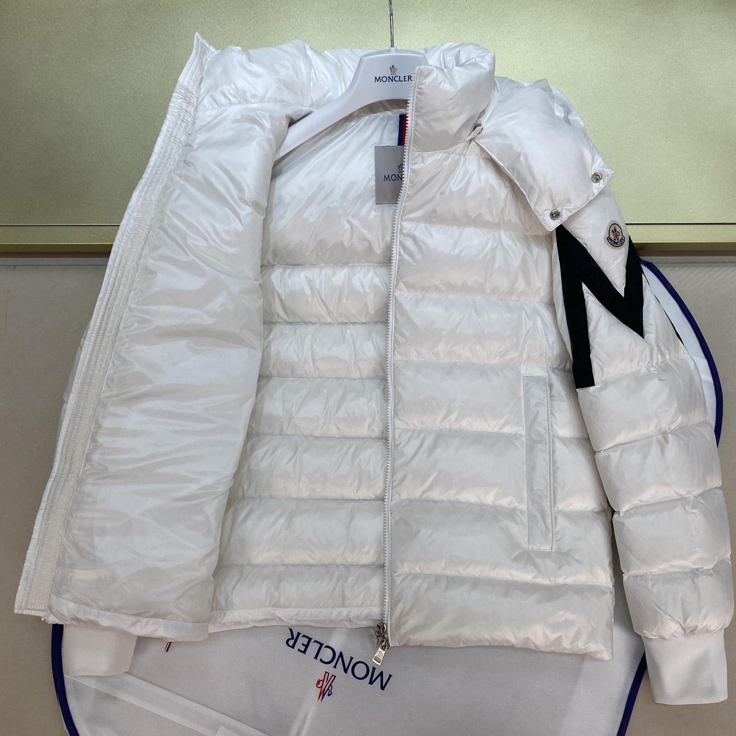 Moncler Corydale kurze Daunenjacke - EUR FASHION