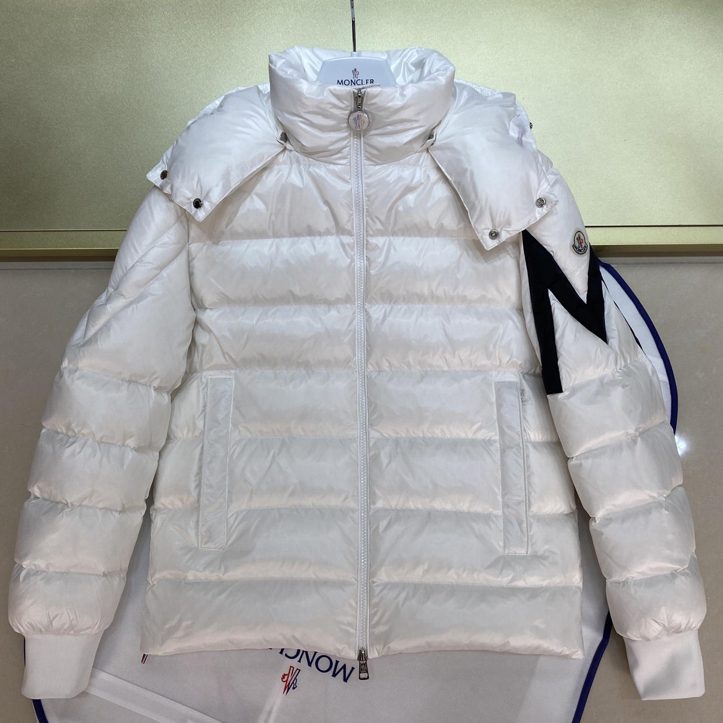 Moncler Corydale kurze Daunenjacke - EUR FASHION
