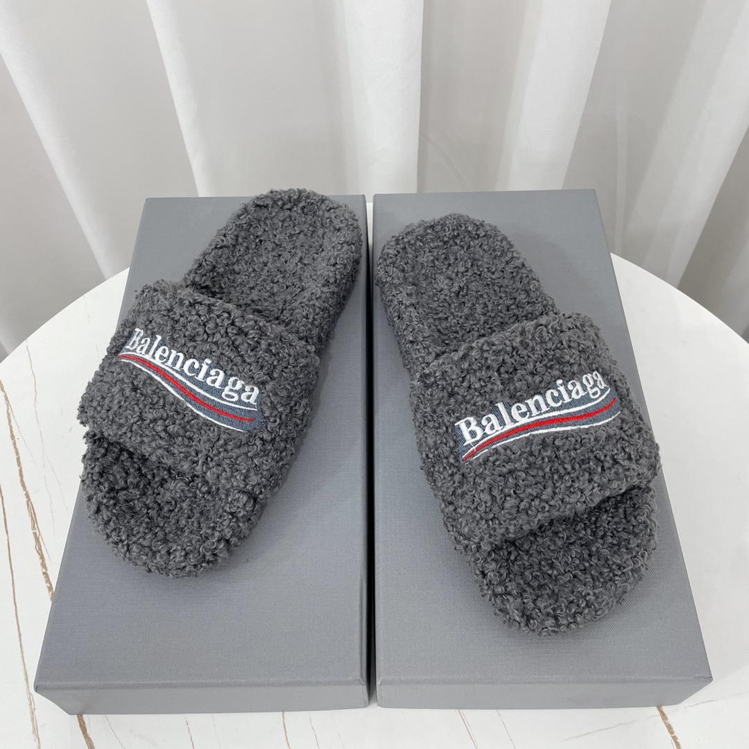 Balenciaga Furry Slide Sandale - EUR FASHION