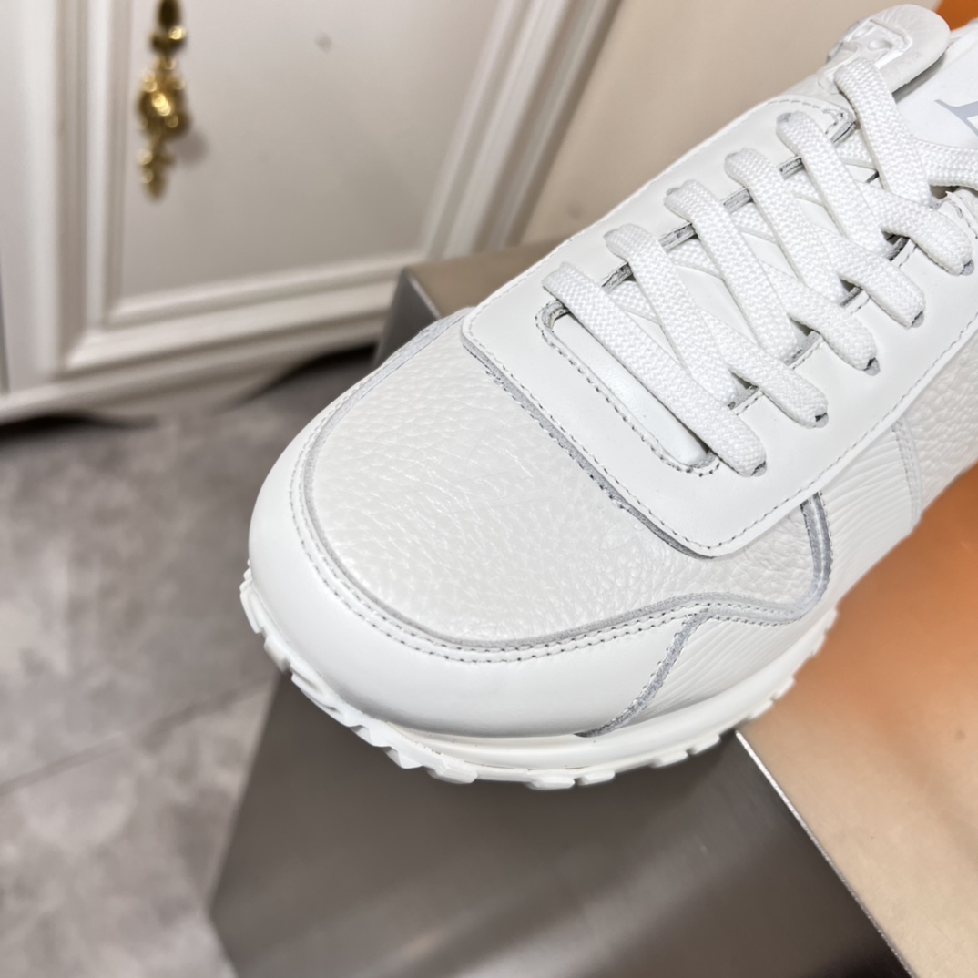 Louis Vuitton Run Away Sneaker 1A9ZK2 - EUR FASHION