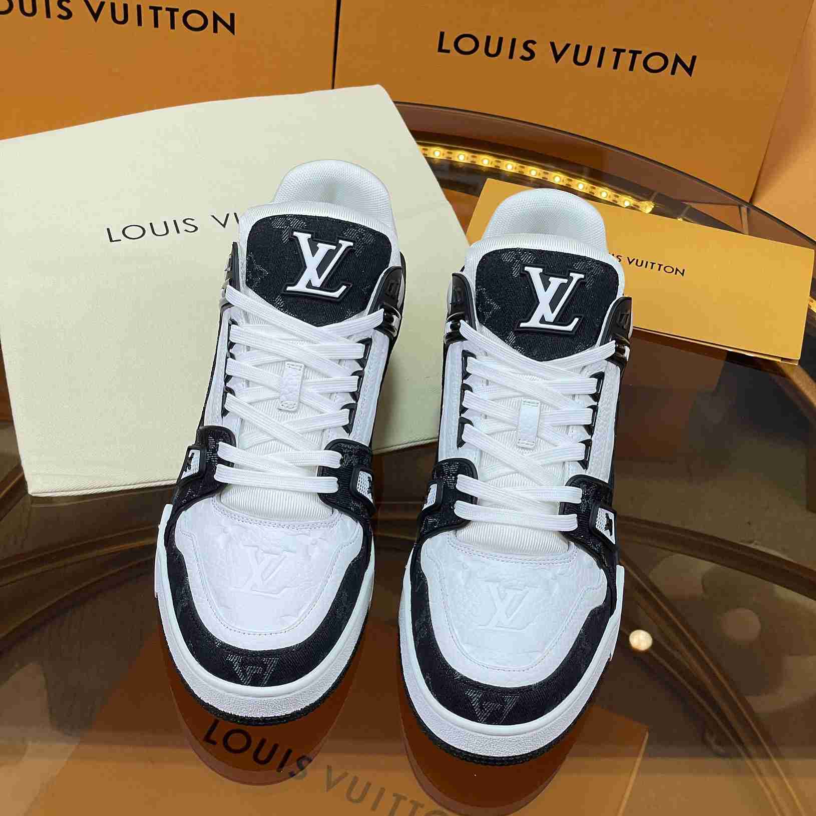 Louis Vuitton LV Trainer Sneaker       1A9JGB - EUR FASHION