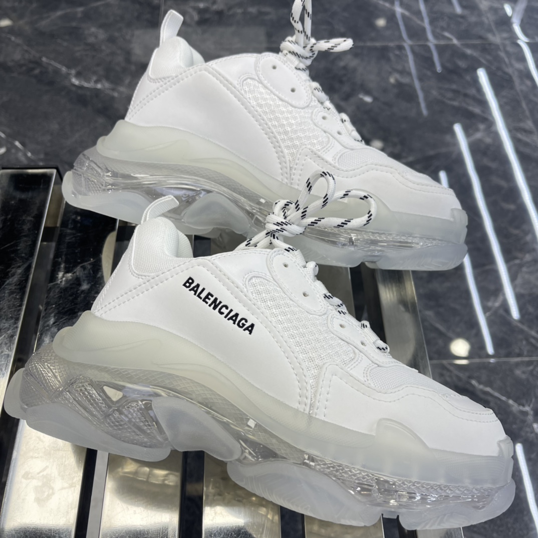 Balenciaga Triple S Sneaker, klare Sohle aus weißem Doppelschaum und Mesh - EUR FASHION