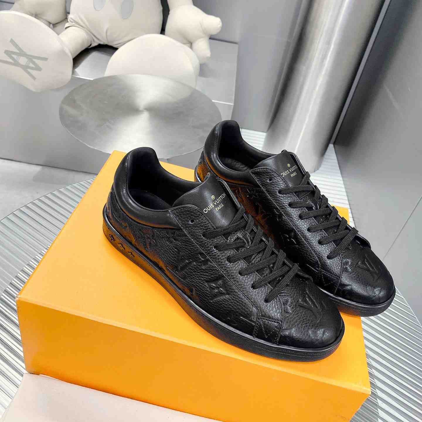 Louis Vuitton Luxemburg Sneaker 1A8QEB - EUR FASHION