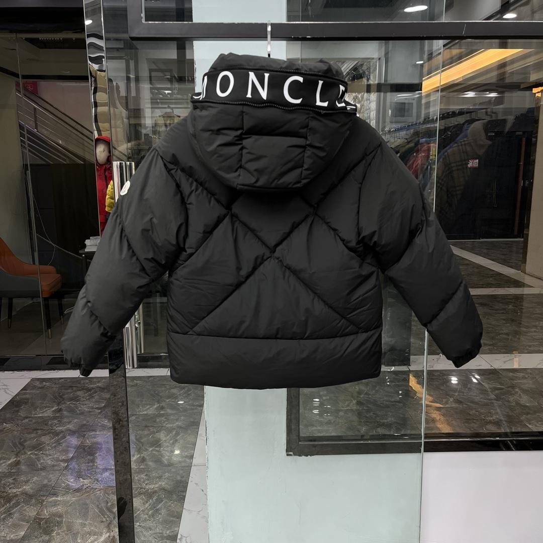 Moncler Schwarze Daynamic Porossan Daunenjacke - EUR FASHION