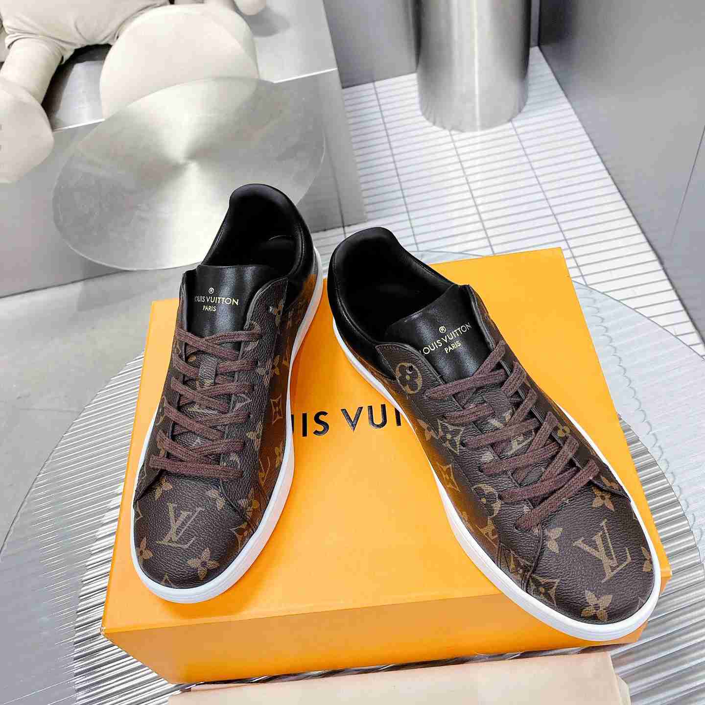 Louis Vuitton Luxemburg Samothrace Sneakers 1A4PAF - EUR FASHION