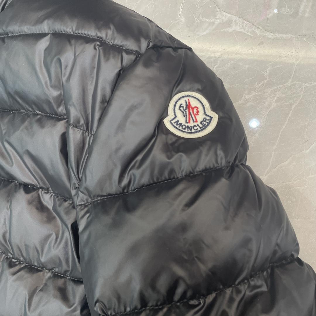 Moncler Langarm-Wattierungsmantel - EUR FASHION
