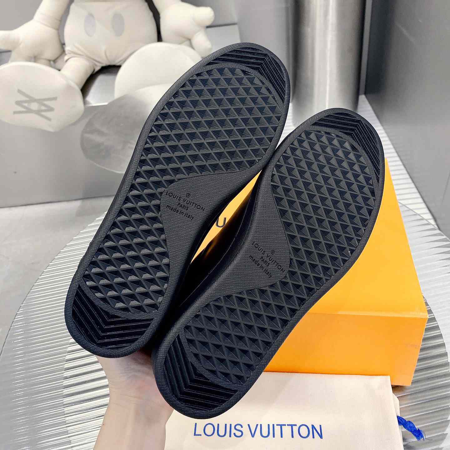 Louis Vuitton Luxemburg Samothrace Sneakers 1A9JCM - EUR FASHION