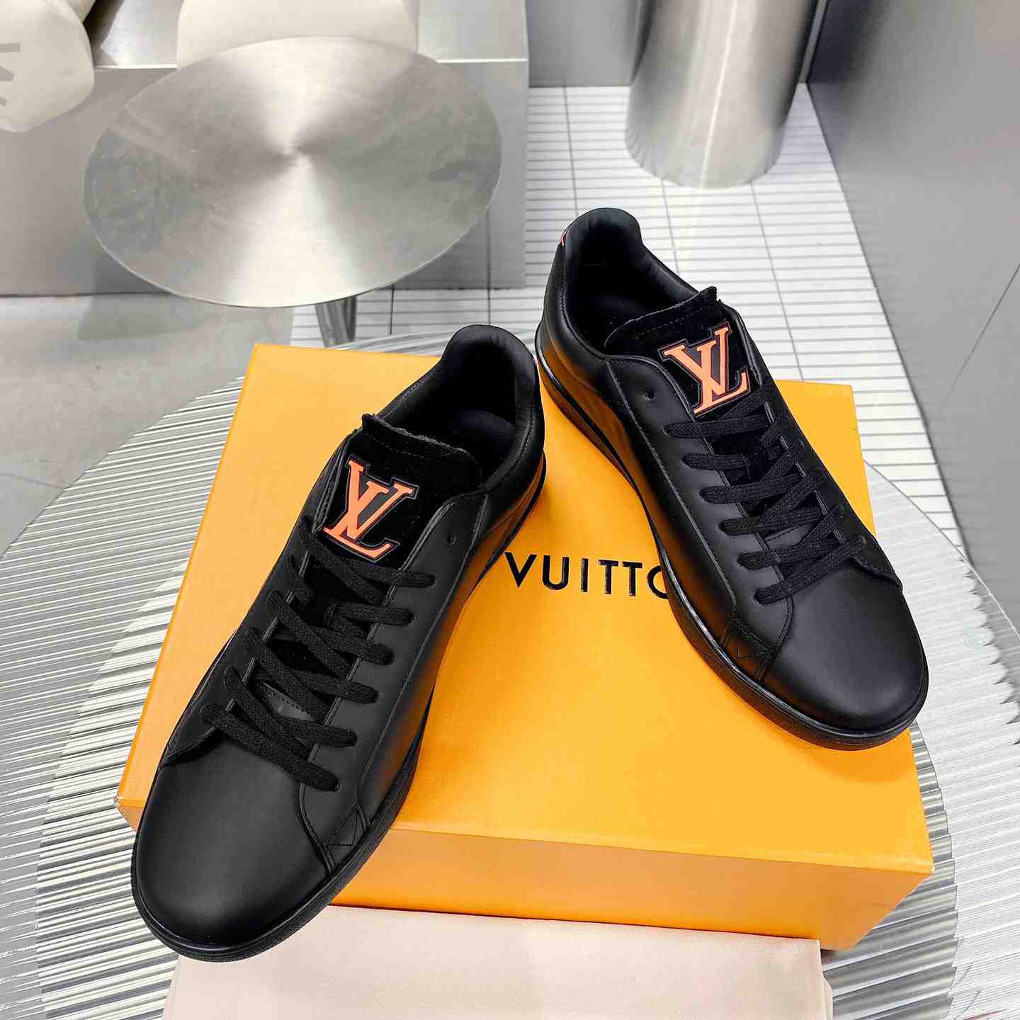 Louis Vuitton Luxemburg Samothrace Sneakers 1A9JCM - EUR FASHION