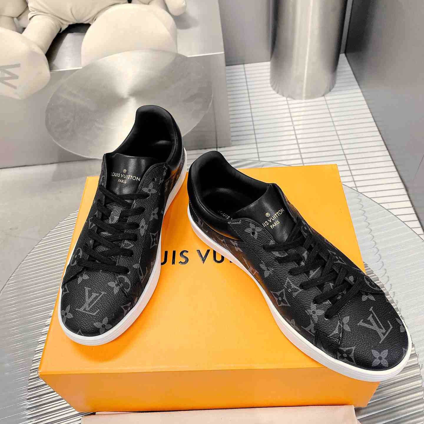 Louis Vuitton Luxemburg Samothrace Sneakers 1A4PAT - EUR FASHION