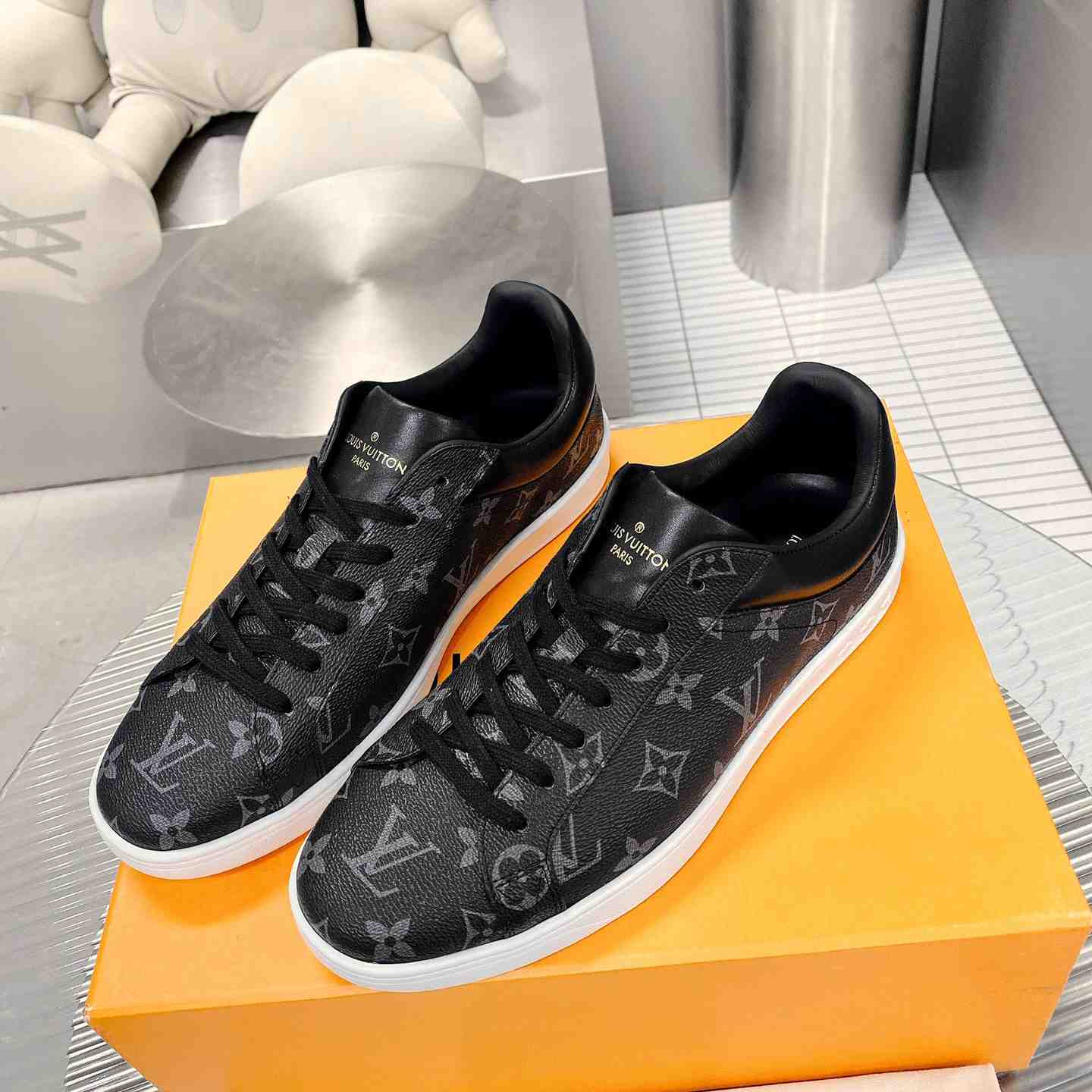 Louis Vuitton Luxemburg Samothrace Sneakers 1A4PAT - EUR FASHION