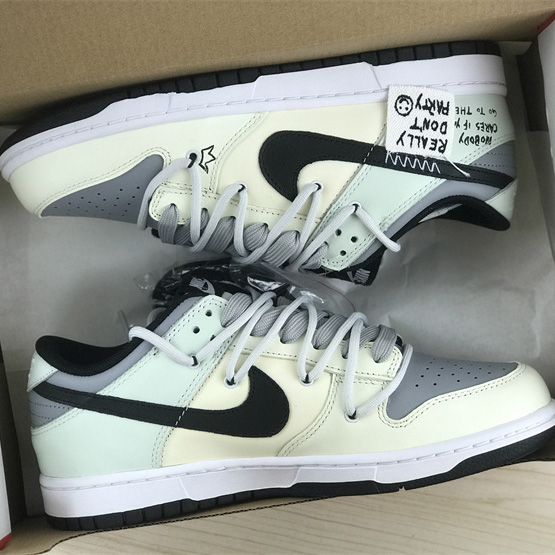 Nike SB Dunk Low EWB „Knicks“ Sneaker DD1391-100 - EUR FASHION