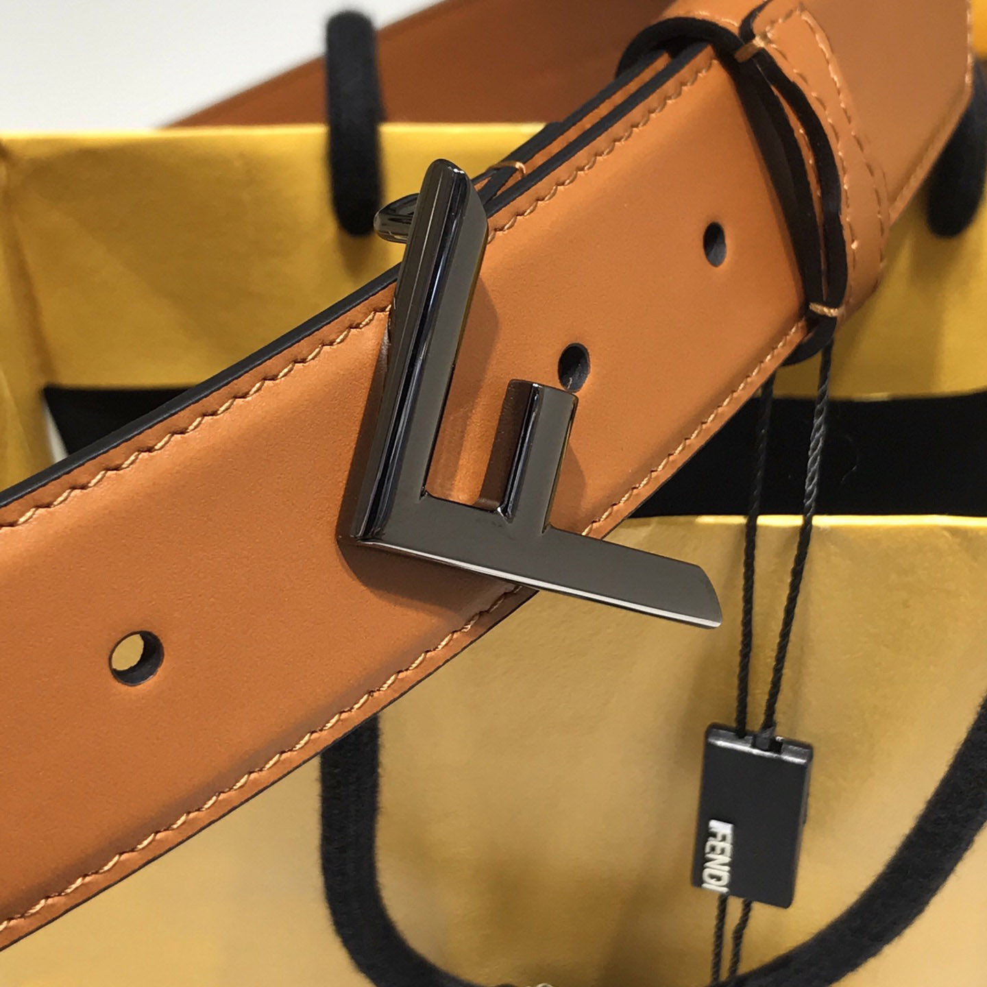 Fendi Brauner Ledergürtel - EUR FASHION
