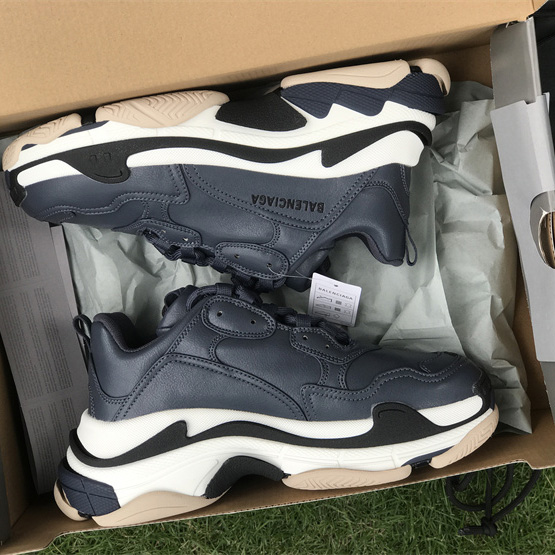 Balenciaga Triple S Sneaker in Blau - EUR FASHION