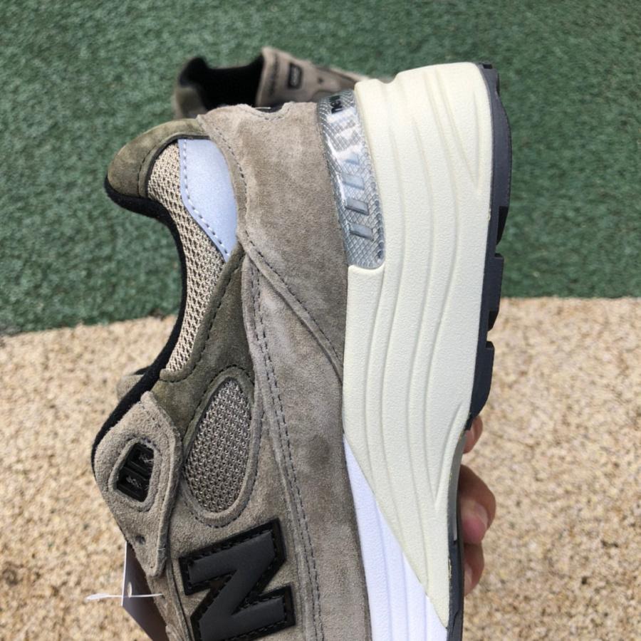 JJJJound x New Balance 992 Sneakers M992J2 - EUR FASHION