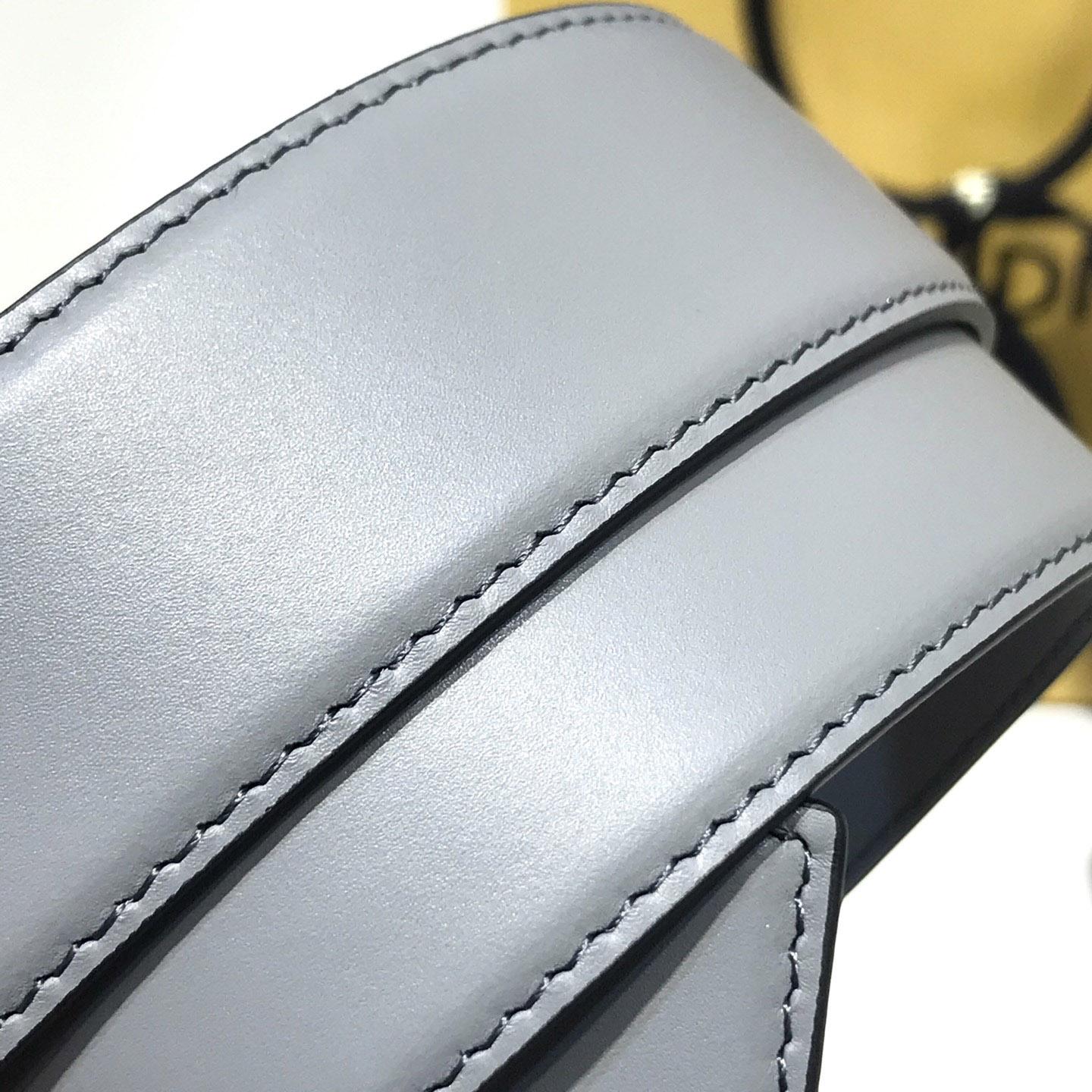 Fendi Hellgrauer Ledergürtel - EUR FASHION