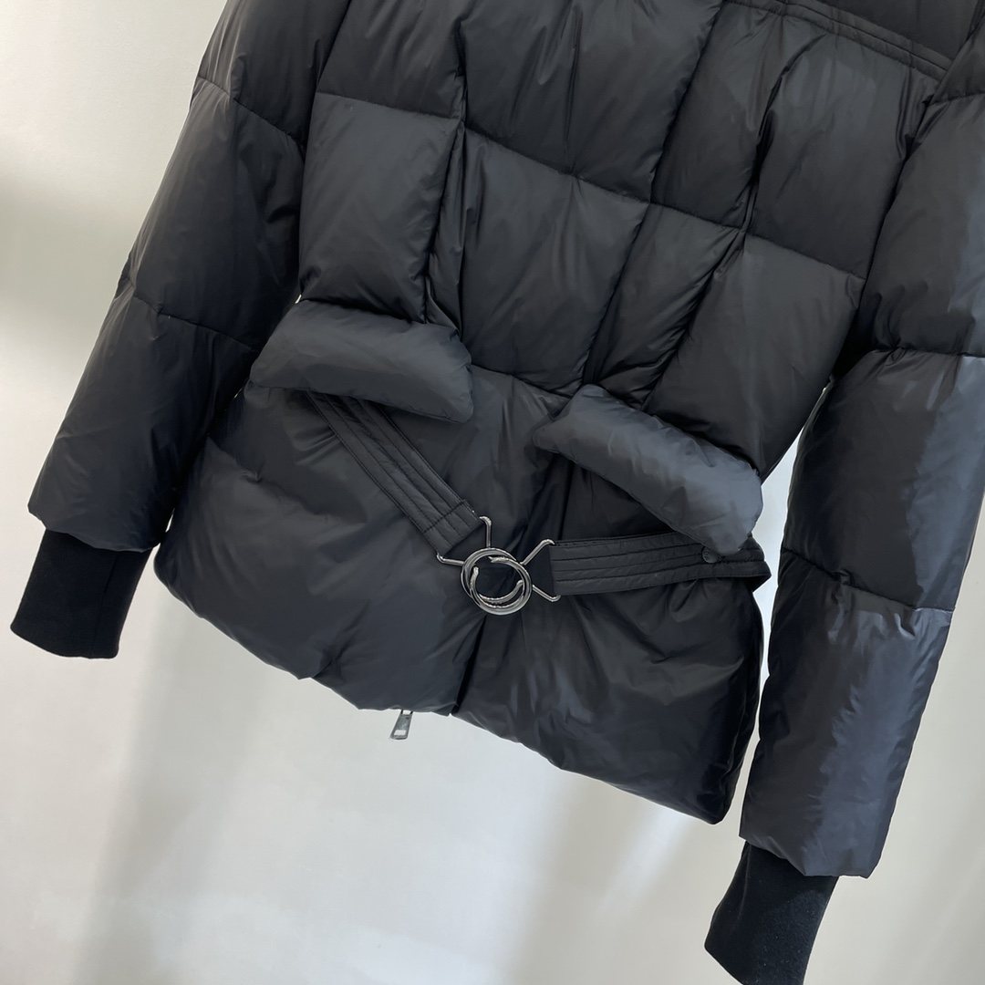 Moncler x Gentle Monster Medel Jacke in Schwarz - EUR FASHION