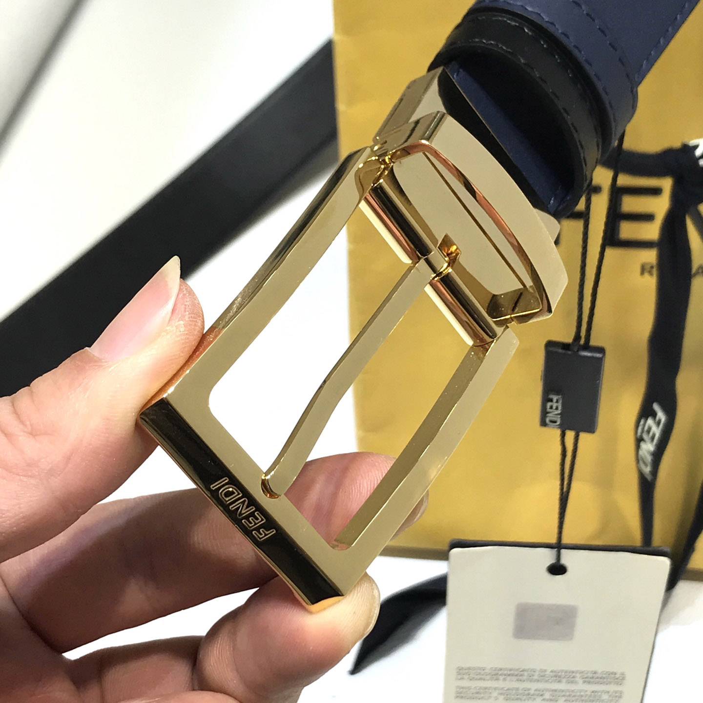 Fendi-Ledergürtel - EUR FASHION