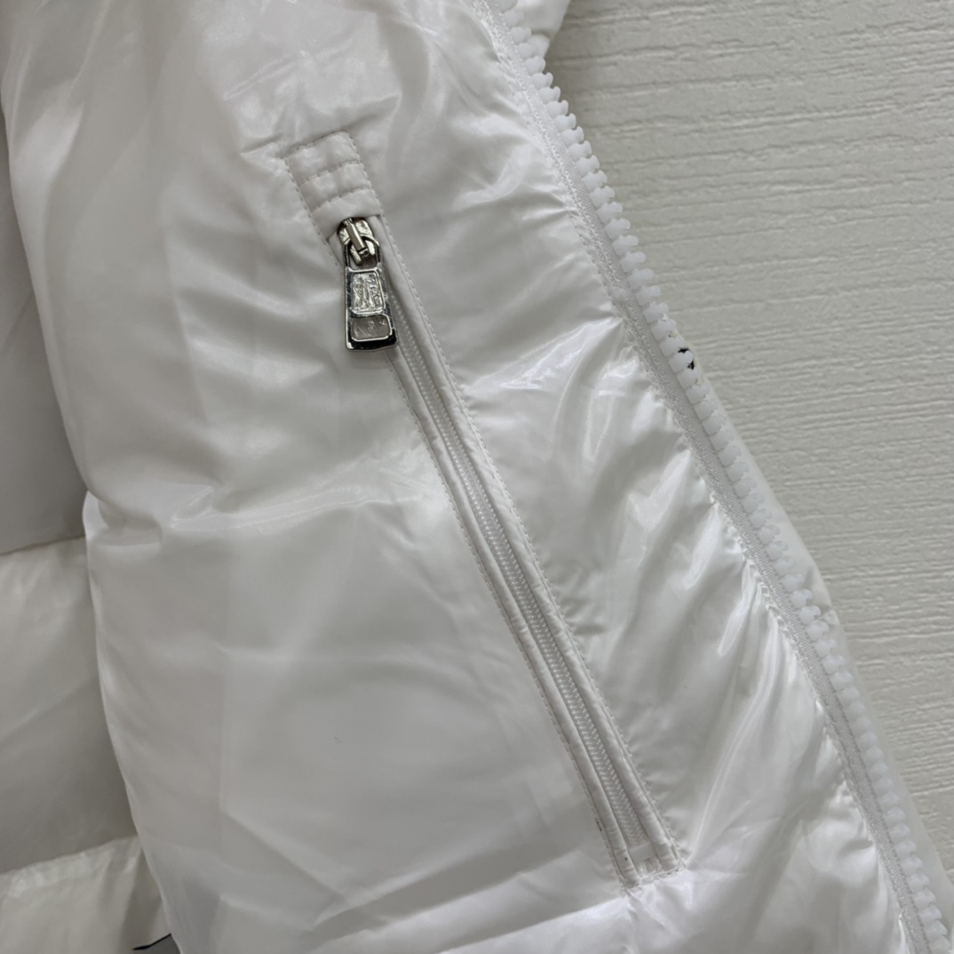 Moncler Lunetière kurze Daunenjacke - EUR FASHION