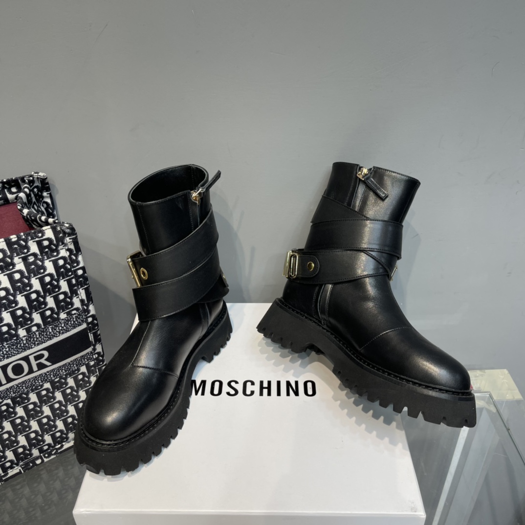 Moschino Stiefeletten - EUR FASHION