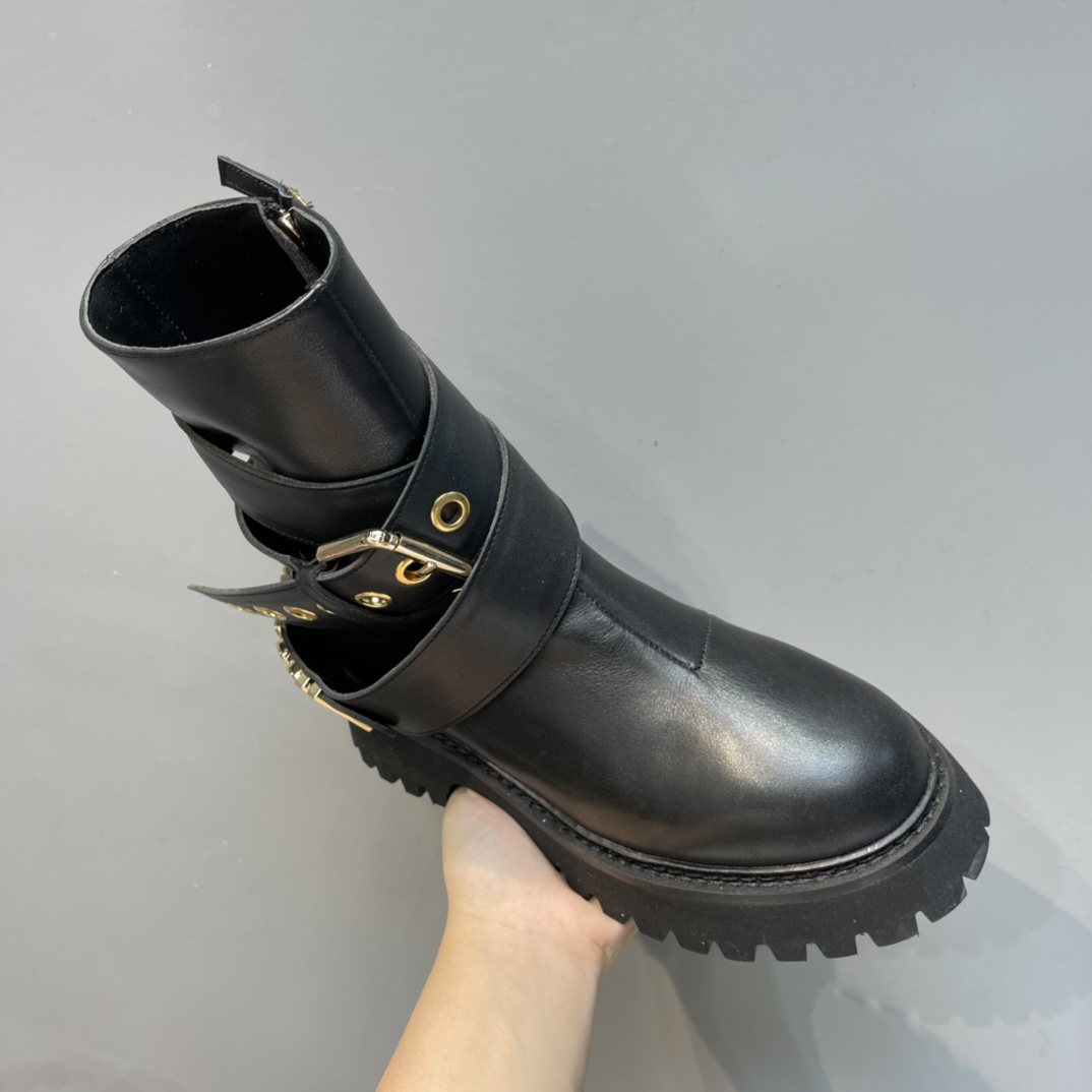 Moschino Stiefeletten - EUR FASHION