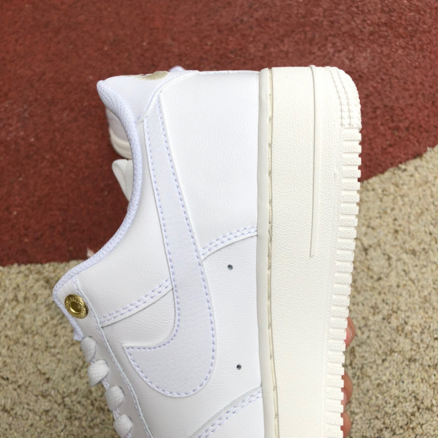 Air Force 1’07 Low Premium „White Sail Team Red“ Sneaker DQ7664-100 - EUR FASHION