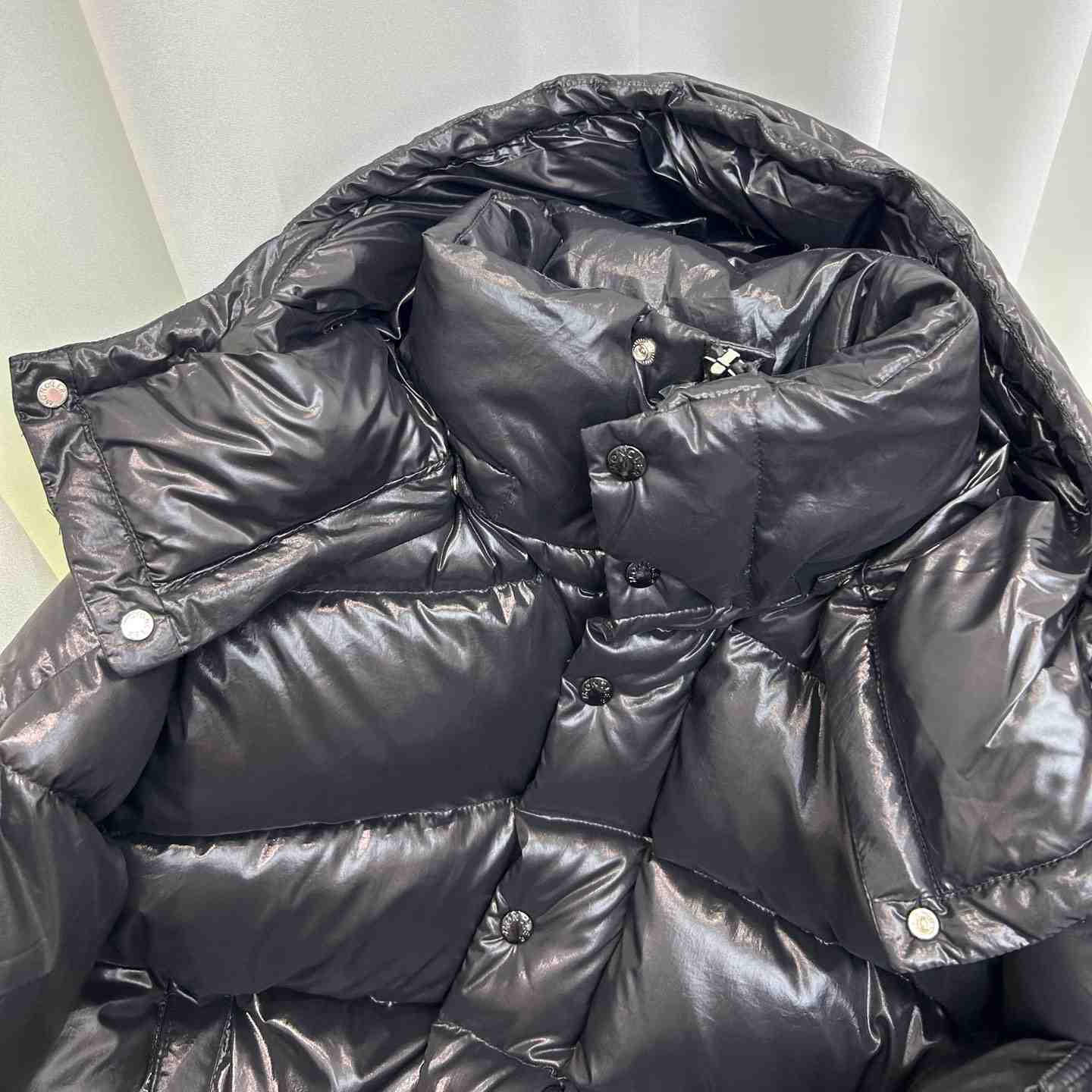 Moncler Maya 70 kurze Daunenjacke - EUR FASHION