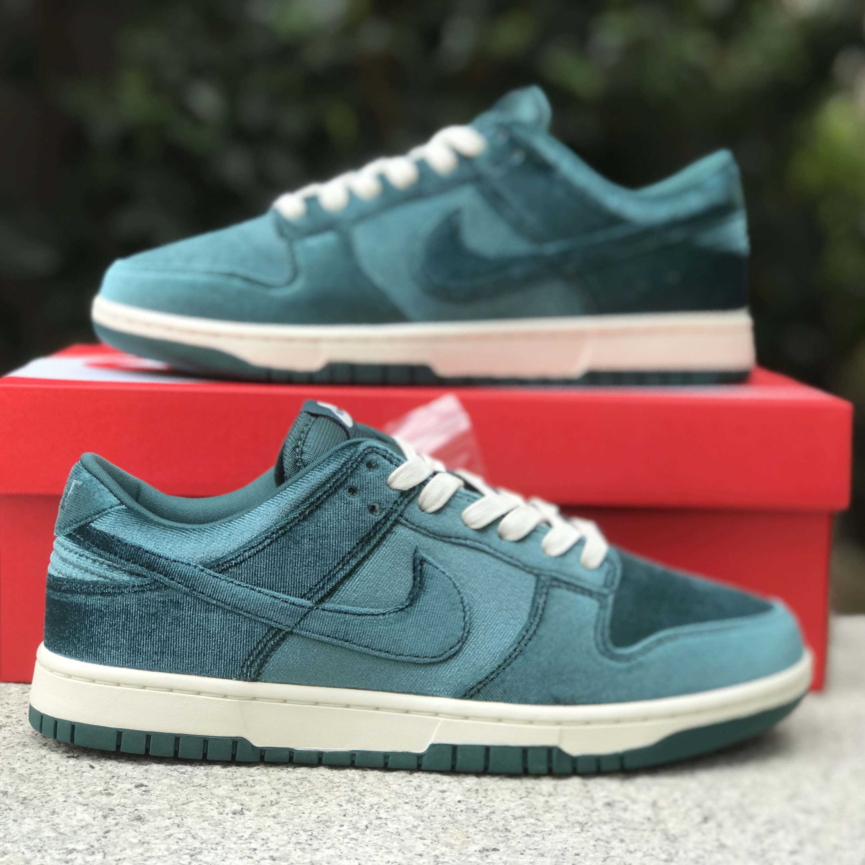 Nike Dunk Low „Green Velvet“ Sneaker DZ5224-300 - EUR FASHION