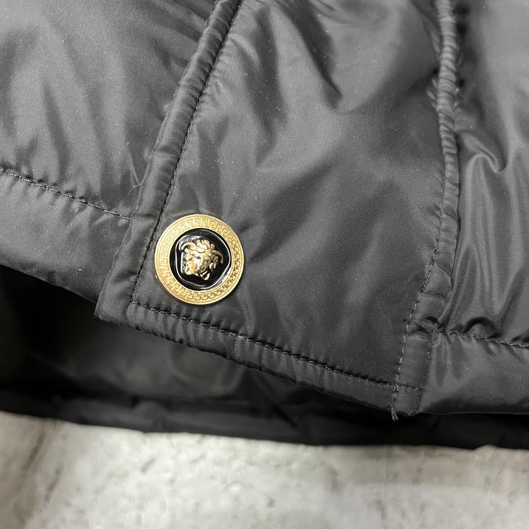 Versace La Greca Pufferjacke - EUR FASHION