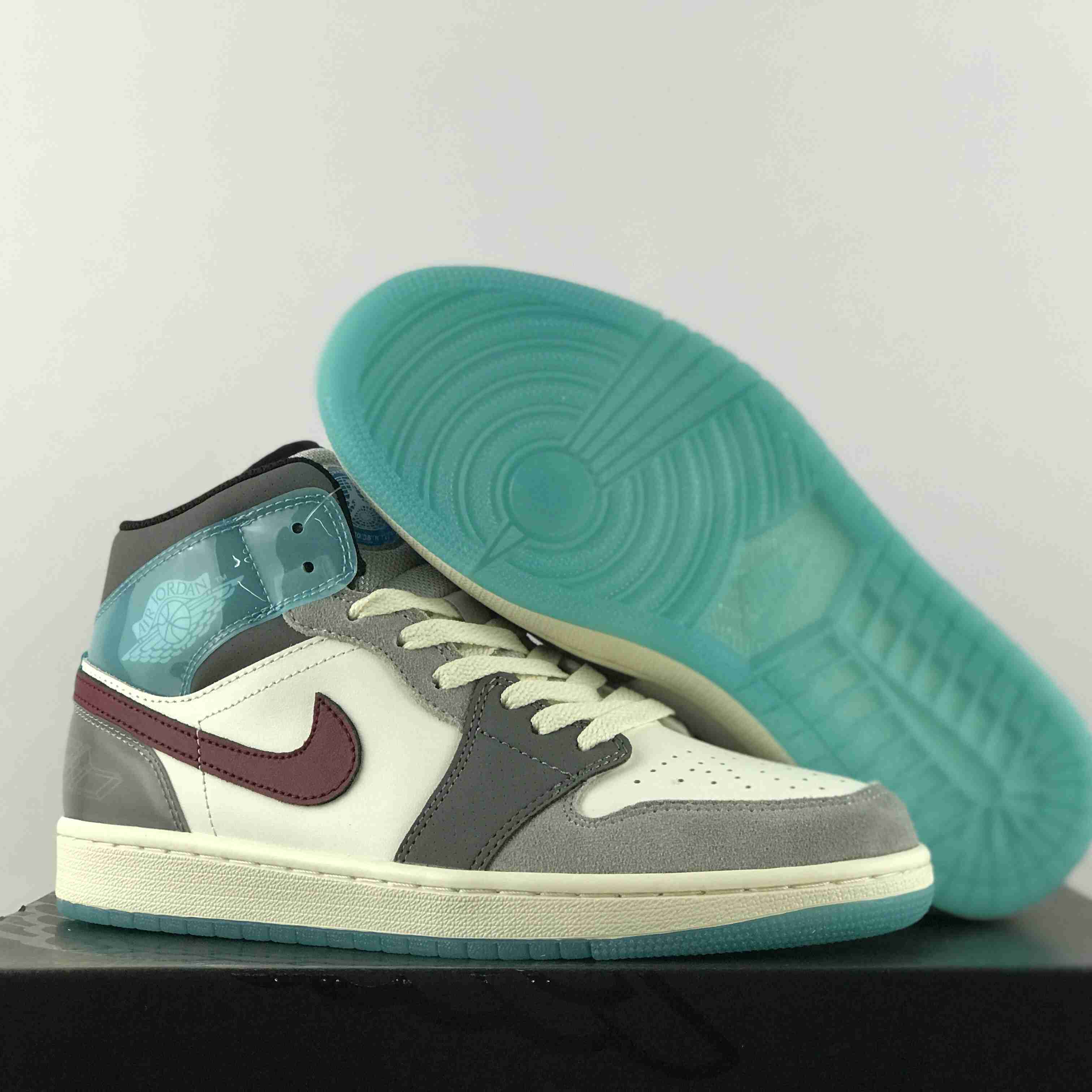 Air Jordan 1 Mid SE Sneaker - EUR FASHION