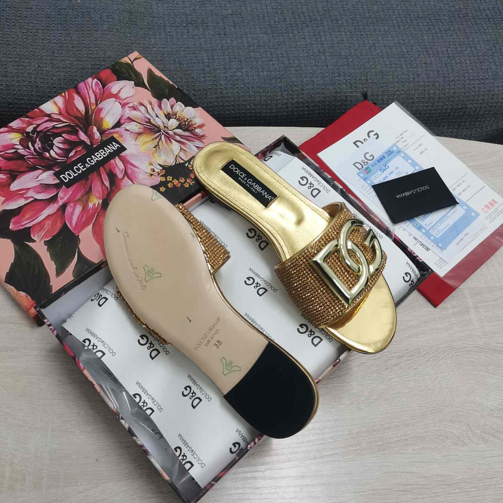 Dolce & Gabbana DG Logo Sandale - EUR FASHION
