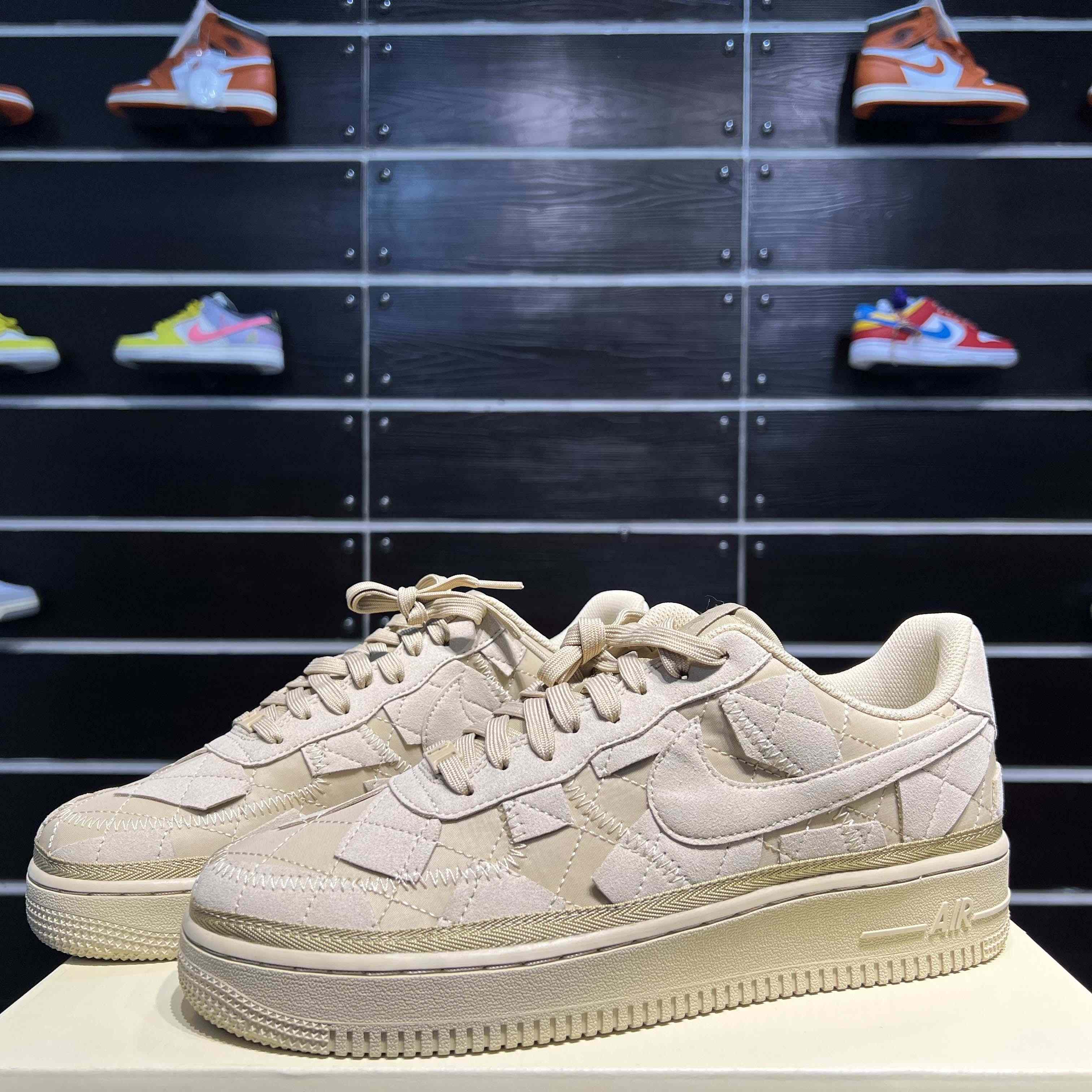 Billie Eilish x Nike Air Force 1 Low „Mushroom“ Sneaker DQ4137-200 - EUR FASHION