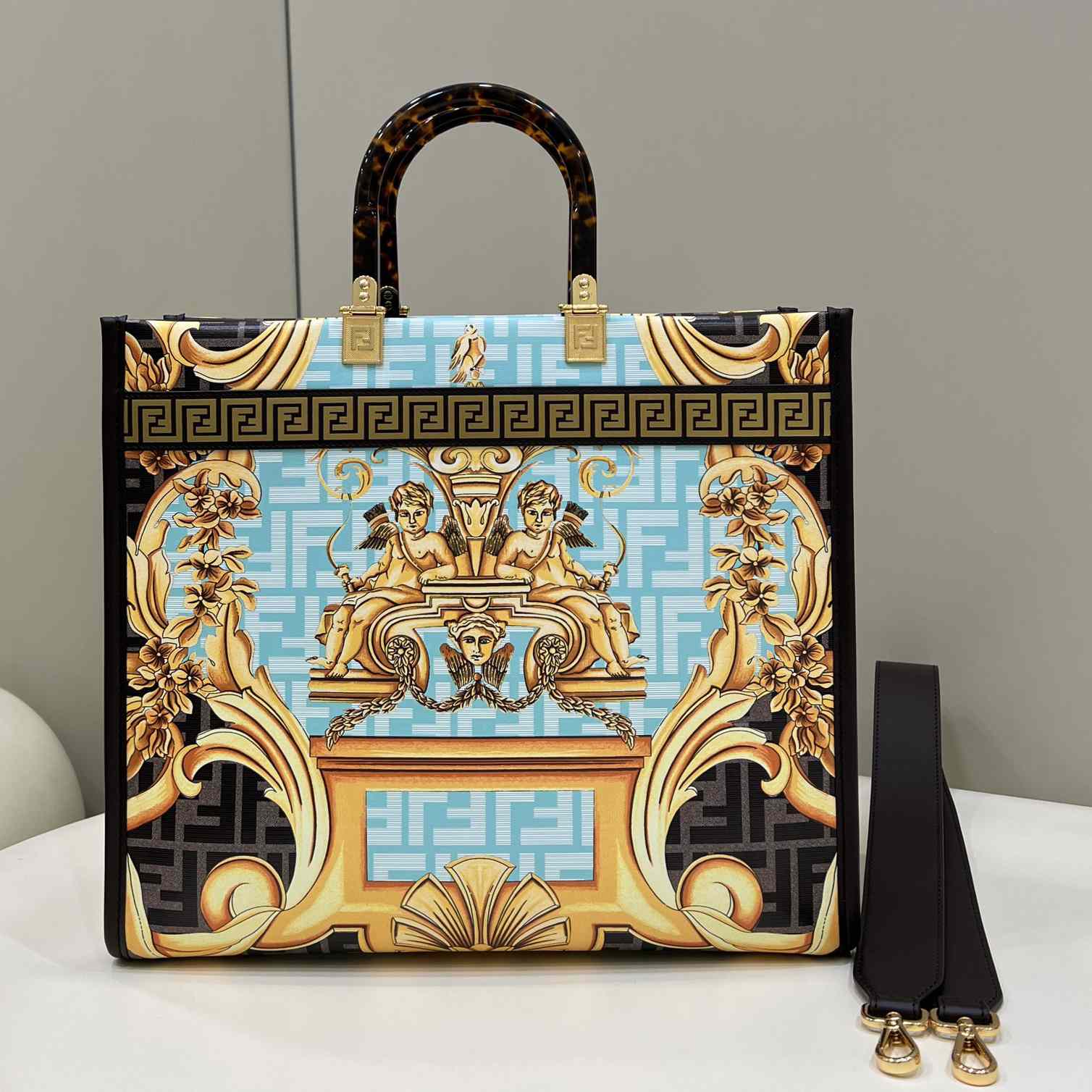 Versace x Fendi Sunshine Fendace Leder-Shopper (36–13–32 cm) - EUR FASHION