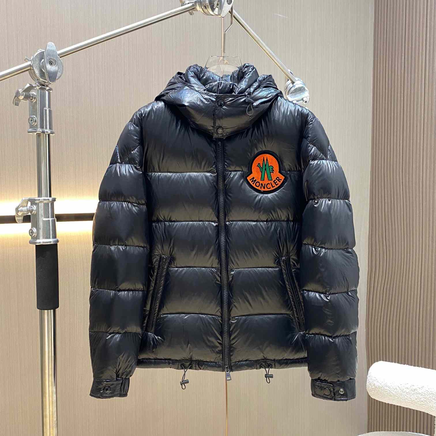 Moncler 2 Moncler 1952 Haggi kurze Daunenjacke - EUR FASHION