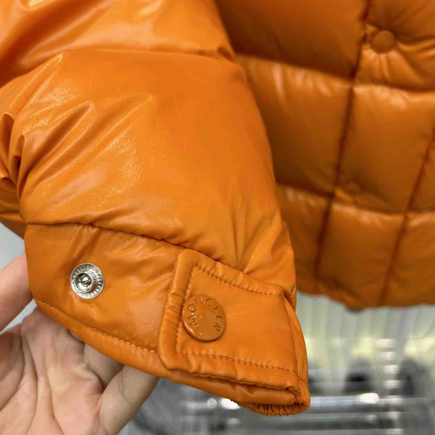 Moncler Maya 70 kurze Daunenjacke - EUR FASHION