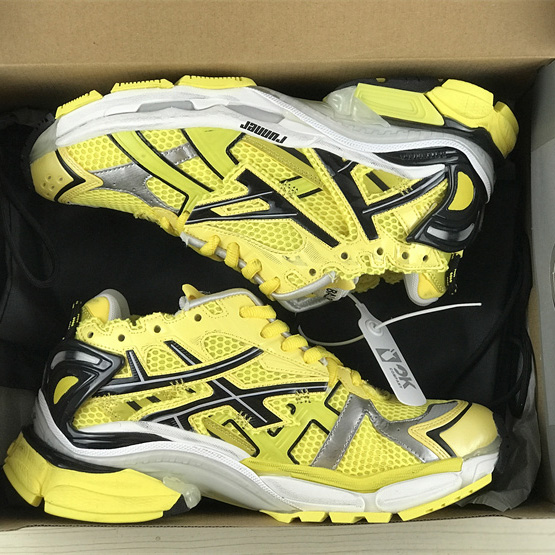 Balenciaga Runner Sneaker - EUR FASHION