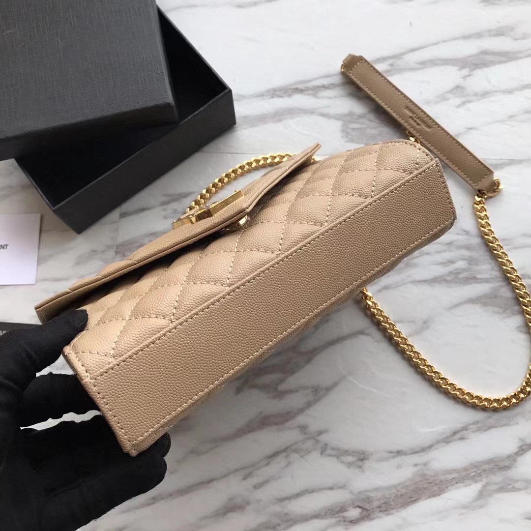 Saint Laurent Envelope Kleine Tasche aus geprägtem Matelasse-Leder mit Grain-de-Poudre-Mix (21-13-6 cm) - EUR FASHION