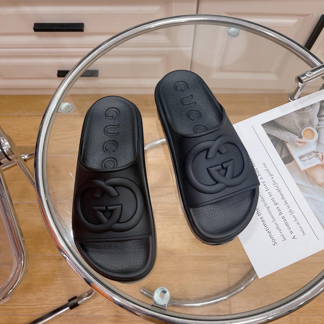 Gucci Damen-Slide mit ineinandergreifendem G - EUR FASHION