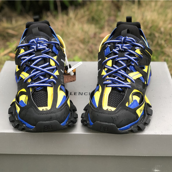 Balenciaga Tess Sneaker - EUR FASHION