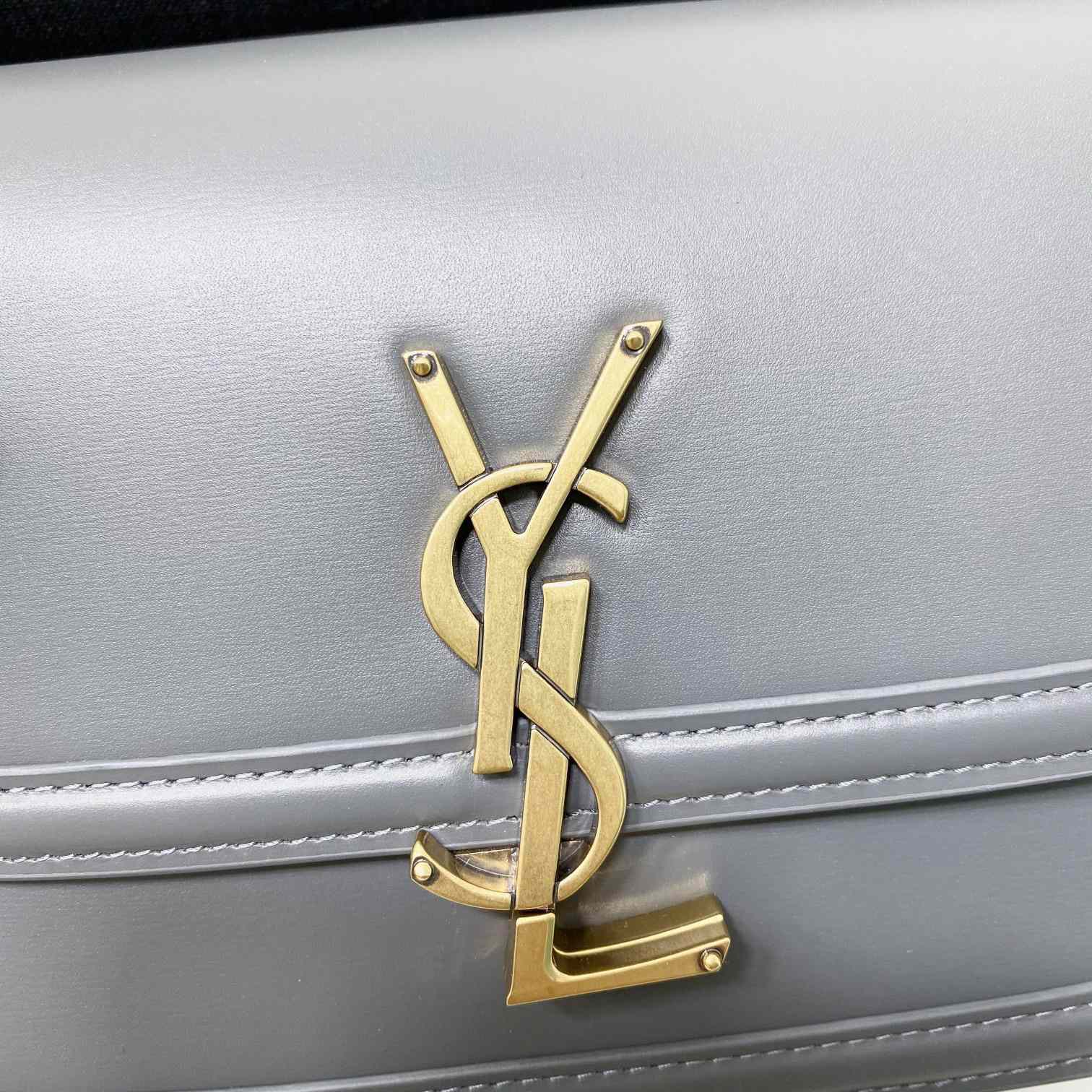Saint Laurent Solferino Kleine Umhängetasche aus Saint Laurent-Leder (19-13-5 cm) - EUR FASHION
