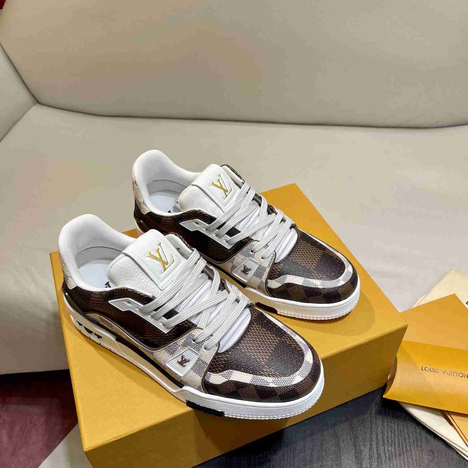 Louis Vuitton LV Trainer Sneaker (nach britischer Größe) 1AAV8Y - EUR FASHION